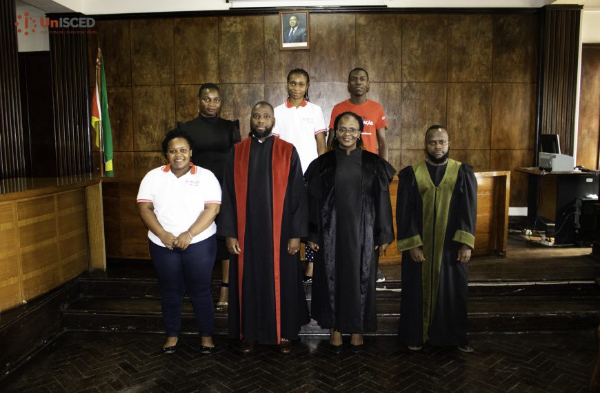 Visita ao do Tribunal Judicial da Beira